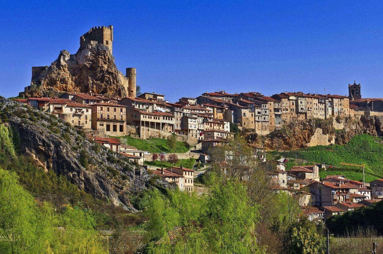 Frías es uno de los pueblos con más encanto de Burgos. Fuente: Las Merindades