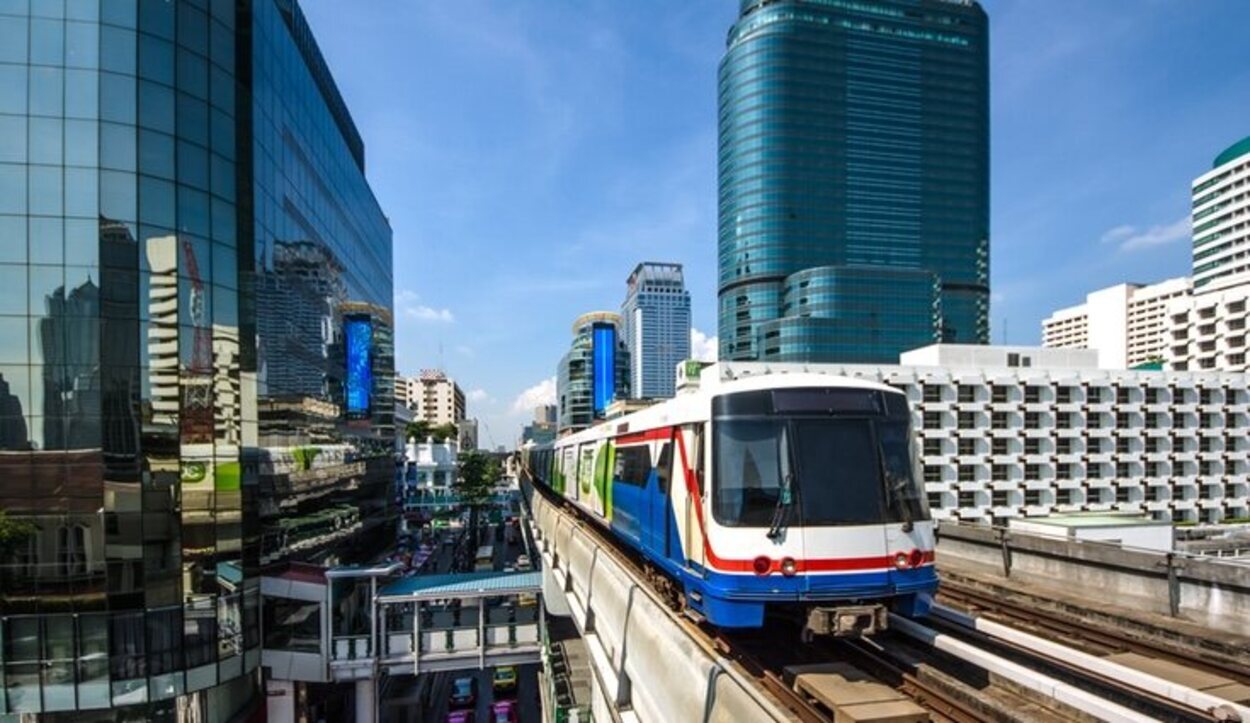 Moverse en tren es una posibilidad desde los aeropuertos de Bangkok