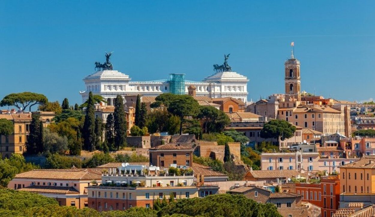 Vista de la ciudad de Roma desde el Monte Aventino