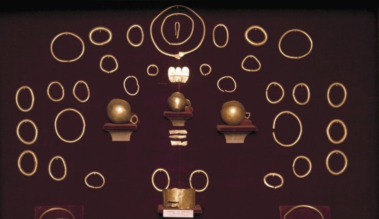 Piezas de oro conservadas en el Museo de Pontevedra