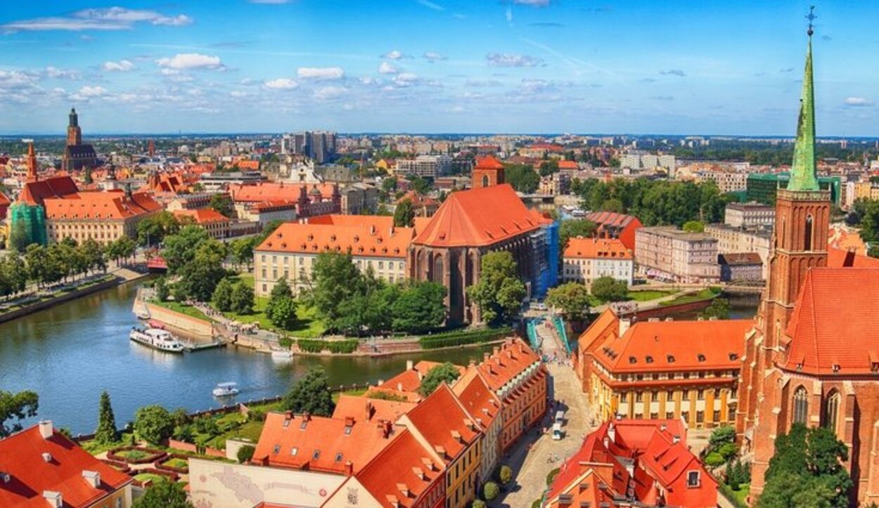 Las vistas de la ciudad desde una de las torres de la Catedral de Wroclaw