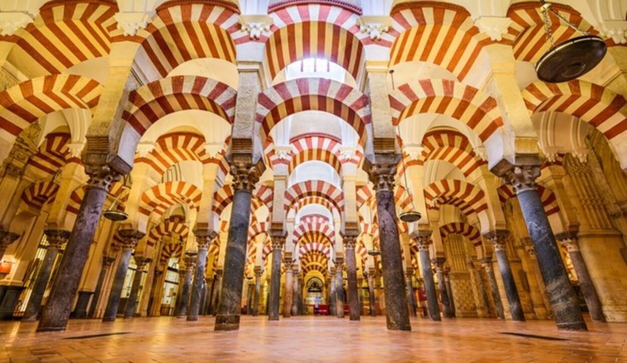 El interior de la Mezquita-catedral