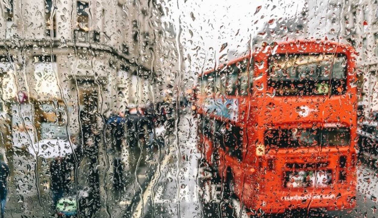 La lluvia y Londres son poderosos aliados