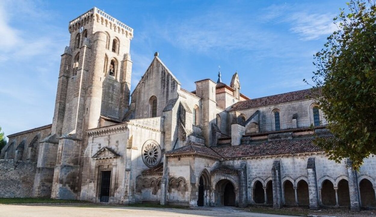 El Monasterio de Santa María la Real de las Huelgas es uno de los monasterios que más poder han tenido en la historia de España