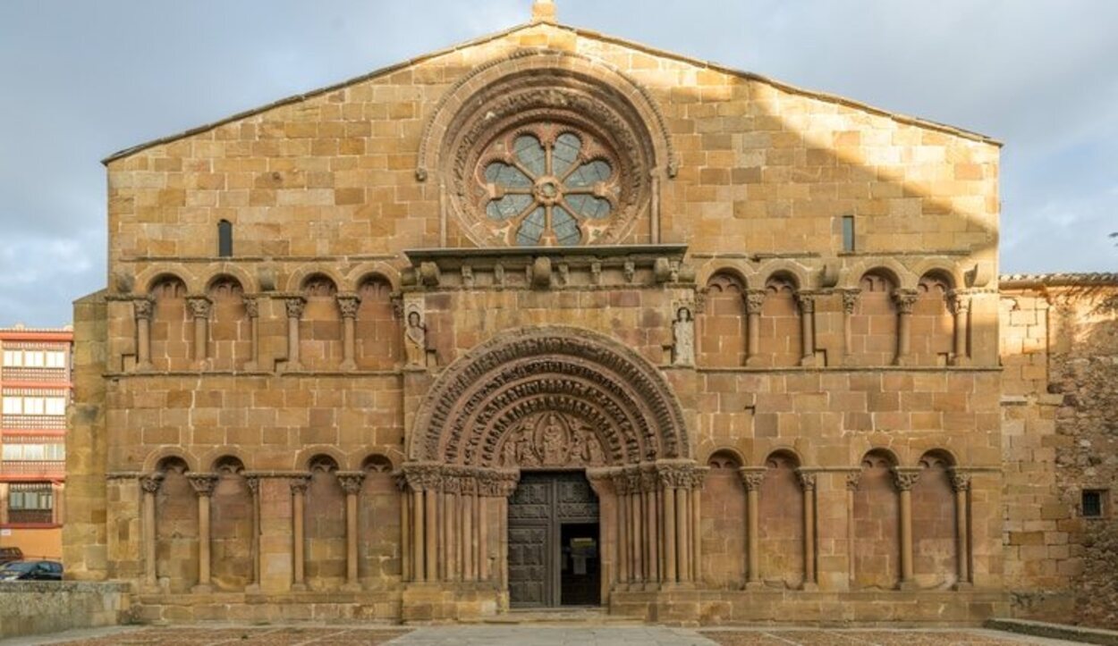 La Iglesia de Santo Domingo representa uno de los mayores logros del románico español