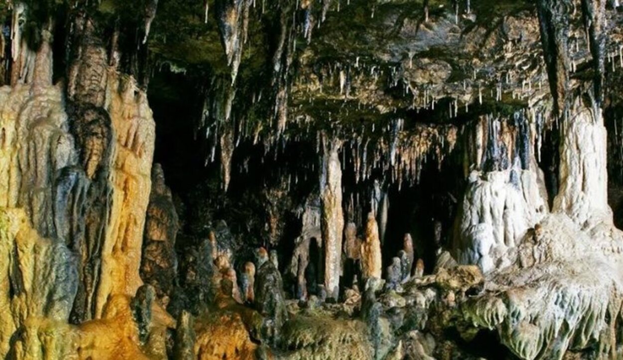 Cueva de los Enebralejos/ Twitter: Jesús Calleja