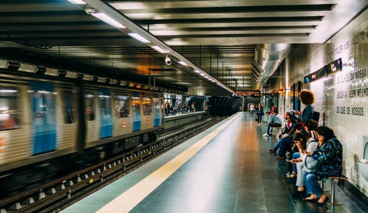 El metro es el medio de transporte favorito por los turistas en relación calidad-precio