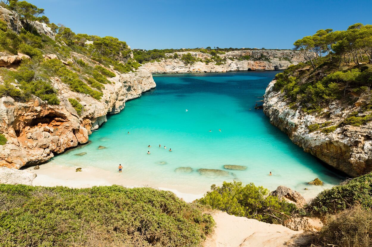 Caló des Moro es una de las playas más increíbles de Mallorca