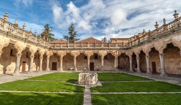 Descubre Todo Sobre La Universidad De Salamanca Una De Las Más Antiguas Del Mundo Bekia Viajes 2470