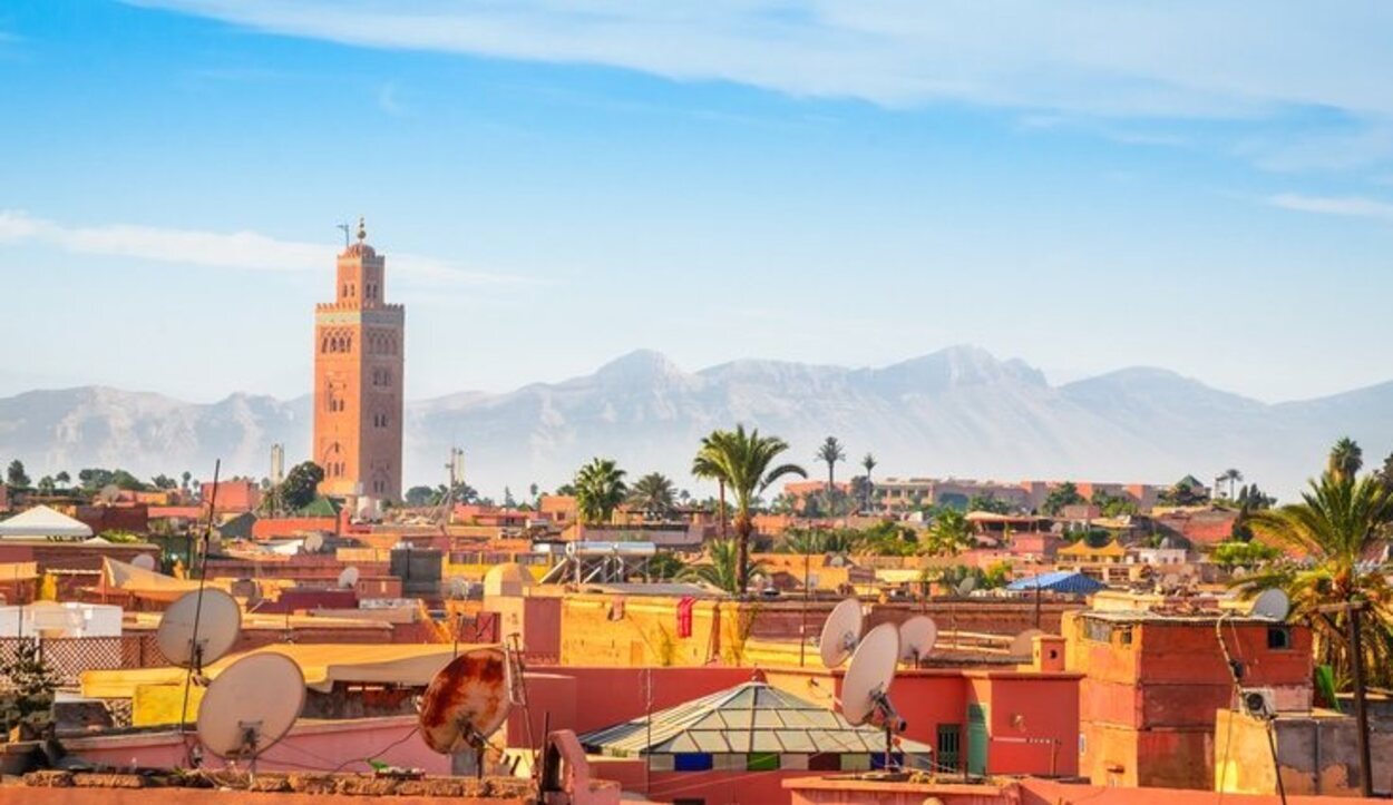 Marrakech tiene un patrimonio cultural rico y un clima constante