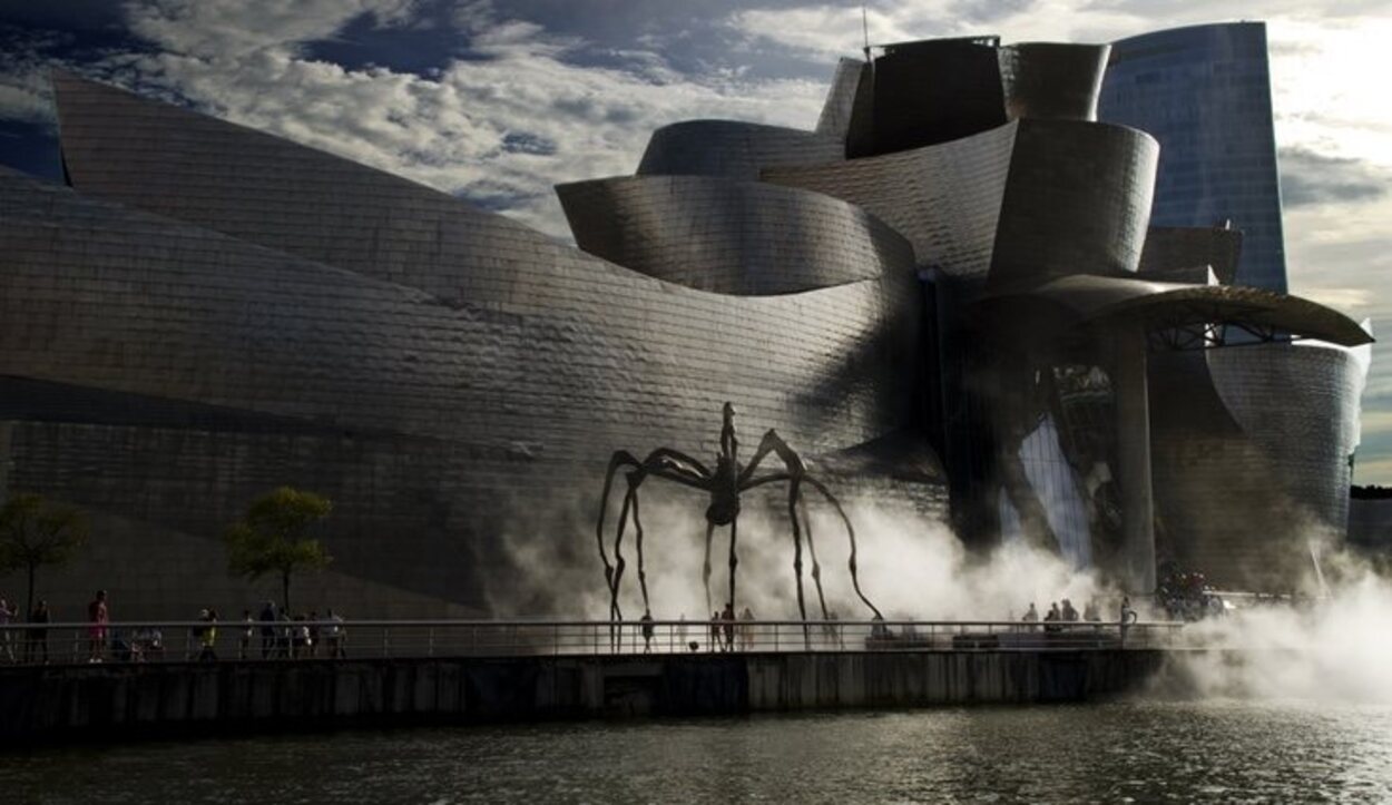 El museo Guggenheim demuestra la modernización de Bilbao
