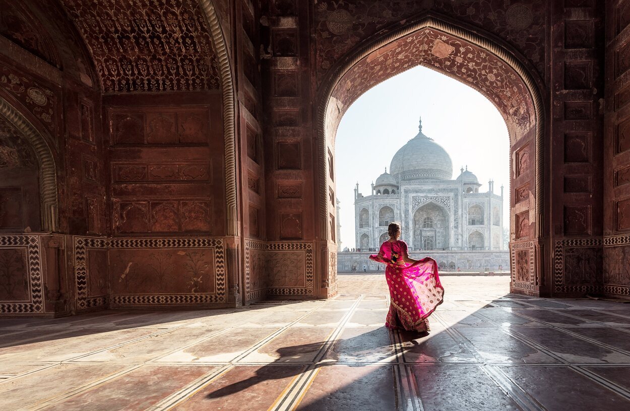 El Taj Mahal es un monumento funerario construido en 1631 