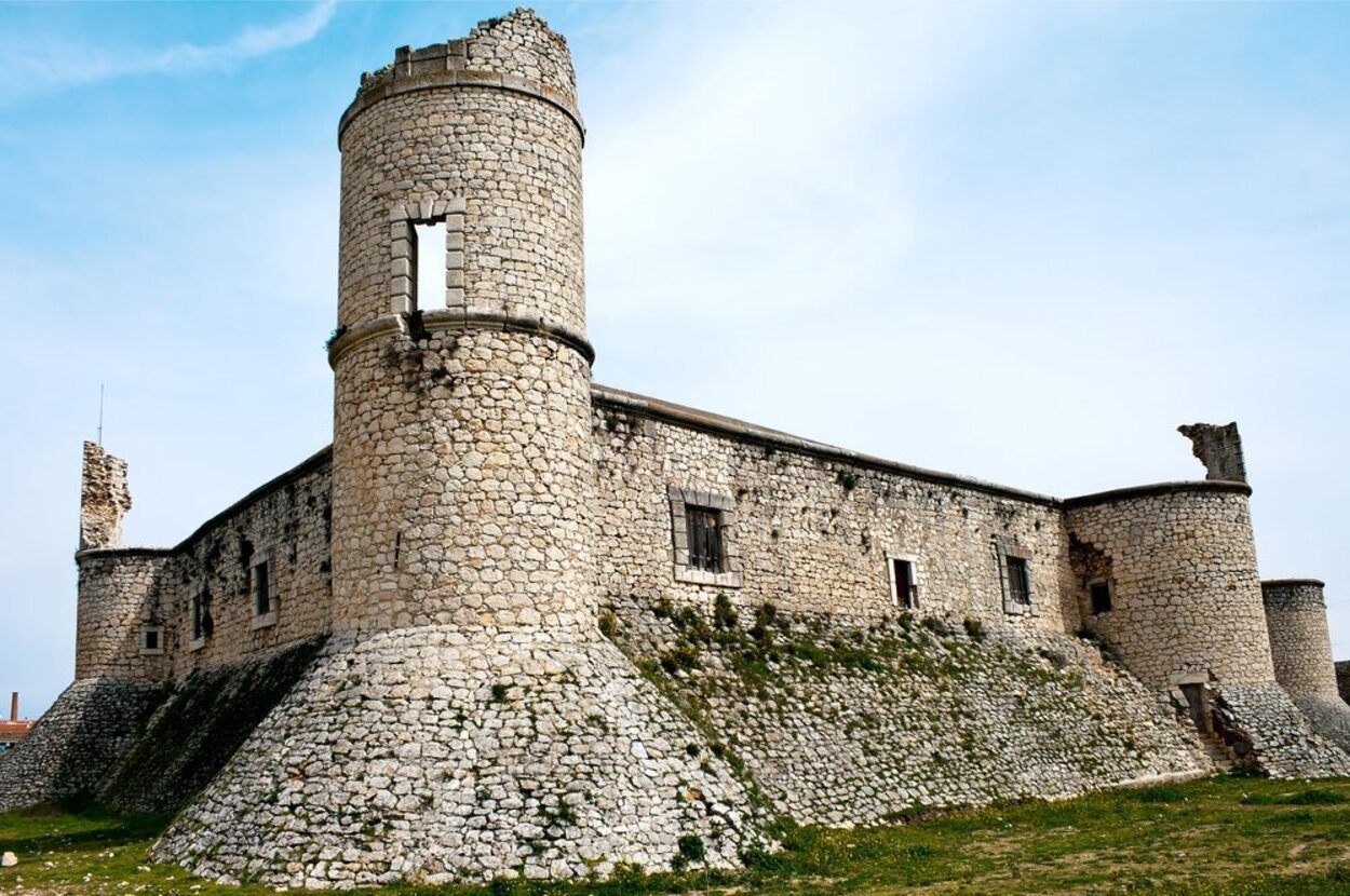 La visita interior al Castillo de Chinchón no está permitida