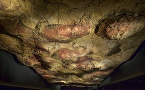 Visita las Cuevas de Altamira: un lugar lleno de historia en el corazón de Cantabria