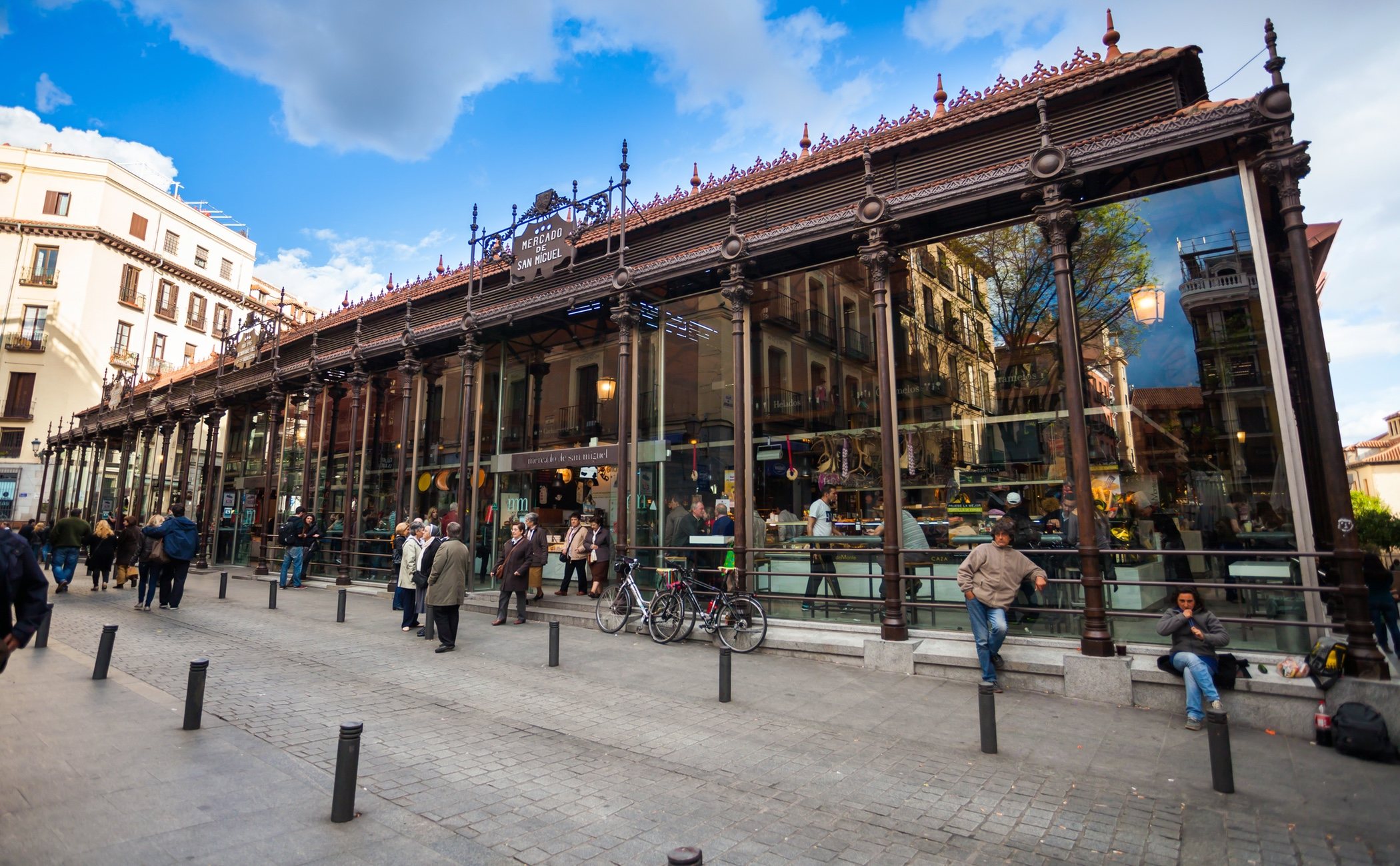 Del Mercado De San Miguel Al De San Antón: Ruta Por Los Mercados Más