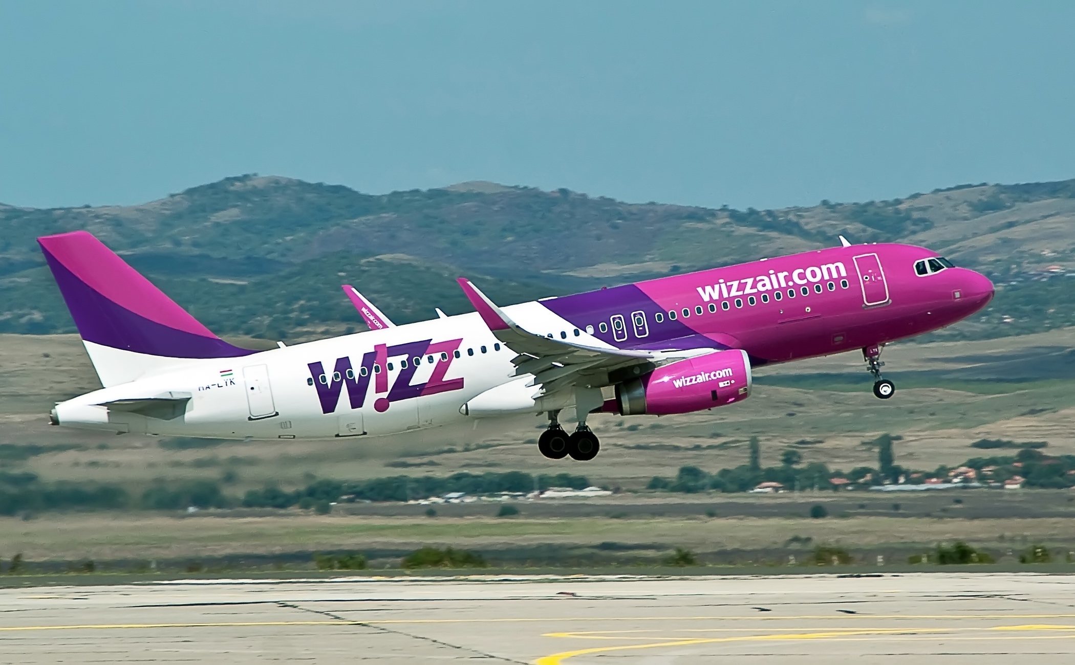 directorio transportar Hueso Normas de Wizz Air con el equipaje de mano - Bekia Viajes