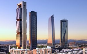 De Madrid al cielo: la guía de los rascacielos de la capital de España