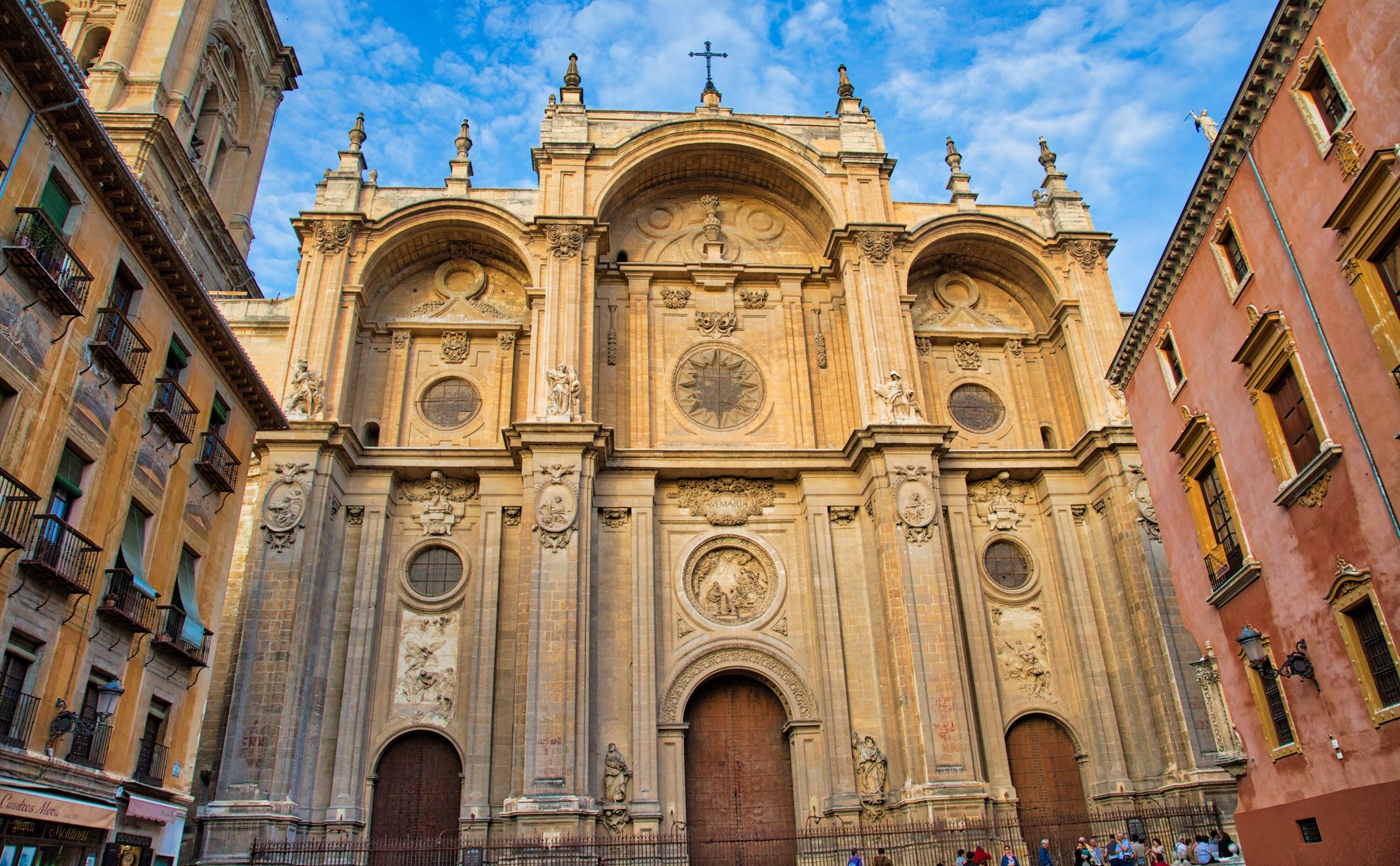 Qué ver en la Capilla Real de Granada, el panteón de los Reyes Católicos -  Bekia Viajes