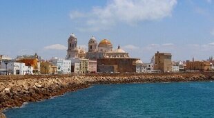 Qué ver en Cádiz, la ciudad más antigua de Occidente: monumentos, playas y dónde comer