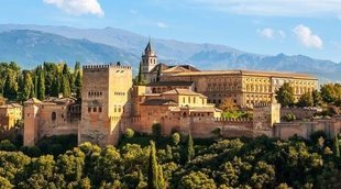 Todo lo que tienes que saber de la Alhambra de Granada para preparar tu visita a esta mágica ciudad palatina