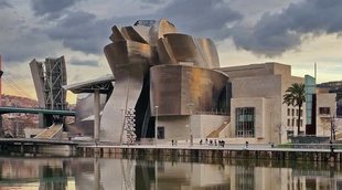 Una mañana en el Guggenheim de Bilbao, el museo que cambió la ciudad