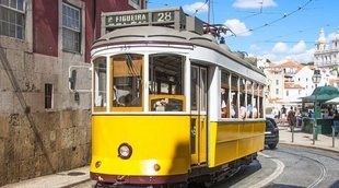 El Tranvía 28 de Lisboa, la mejor forma de descubrir el centro de la capital de Portugal