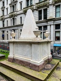 La tumba de Alexander Hamilton, en la Iglesia Trinity en Downtown Nueva York