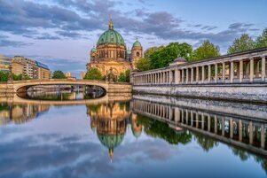 Catedral de Berlín y el río Spree