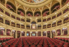 Interior de la Ópera Estatal de Hungría en Budapest