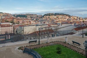 Vista de Lisboa desde el Mirador de San Pedro de Alcántara