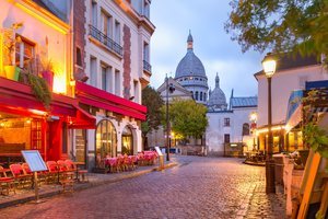 Plaza del Tertre en el pintoresco barrio de Montmartre en París